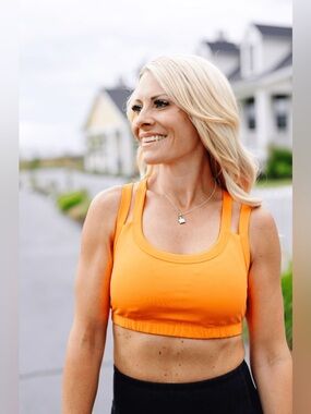 KIAVA ENDURANCE SPORTS BRA IN ORANGE S